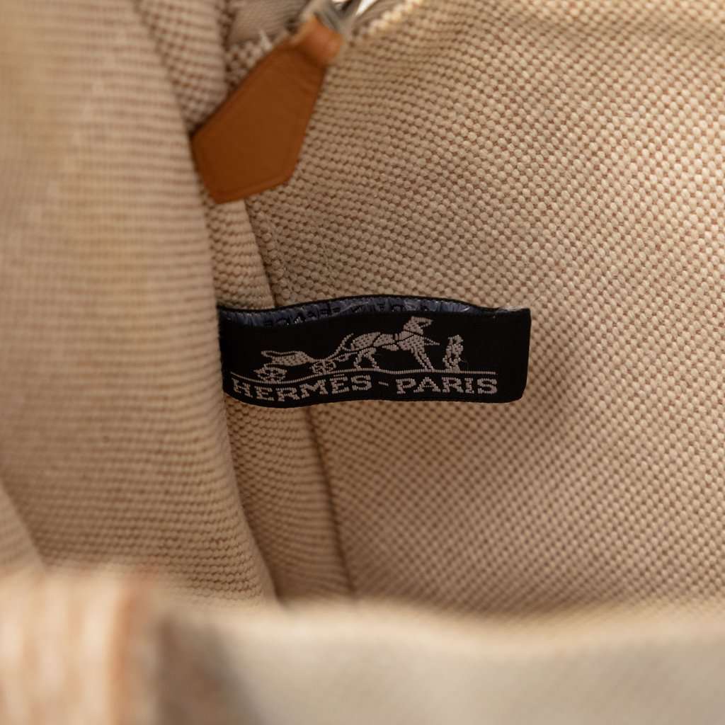 Hermès Canvas Fourre Tout PM Brown Very good condition - Box View
