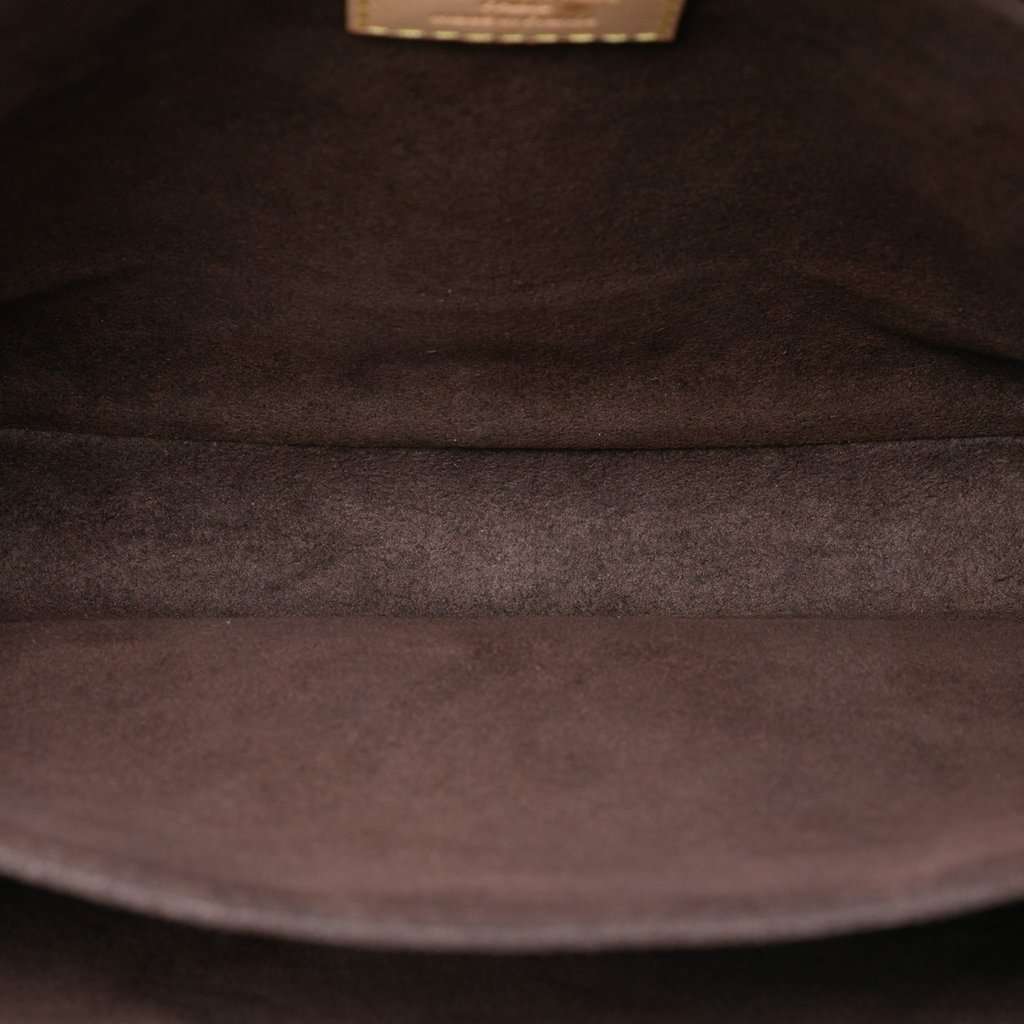 Louis Vuitton Monogram Pochette Metis Brown Very good condition - Model View