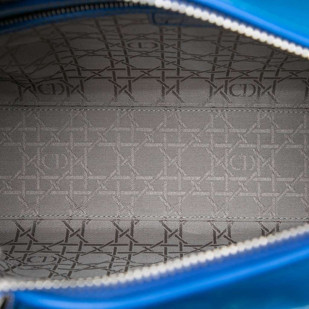 Dior Large Patent Cannage Lady Dior Blue Leather Very good condition - Model View