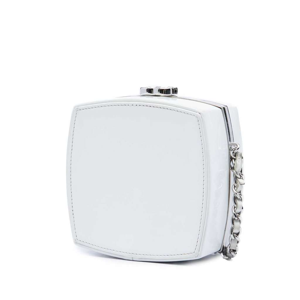 Chanel Patent Goatskin Make Up Box Clutch With Chain White Leather Very good - Back View