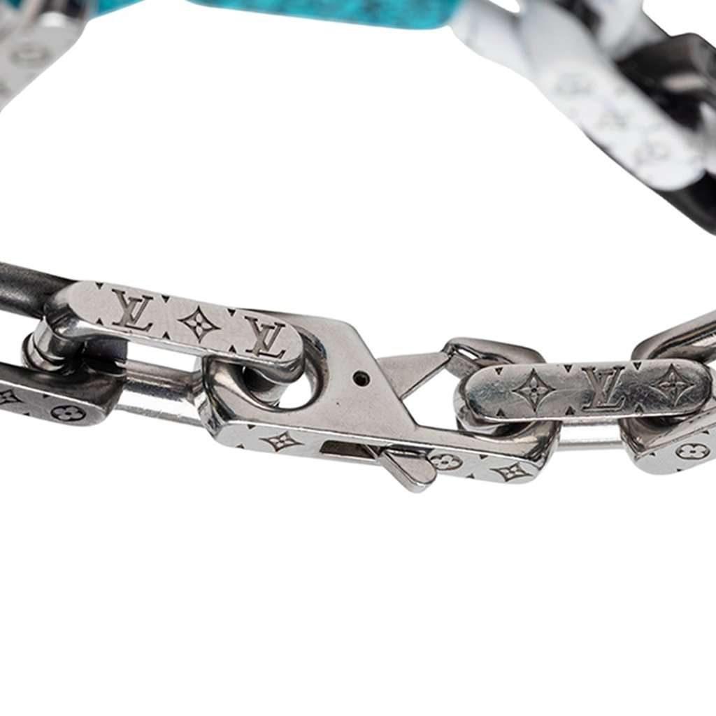 Louis Vuitton Stainless Steel Monogram Chain Bracelet Silver Metal Very good condition - Model View