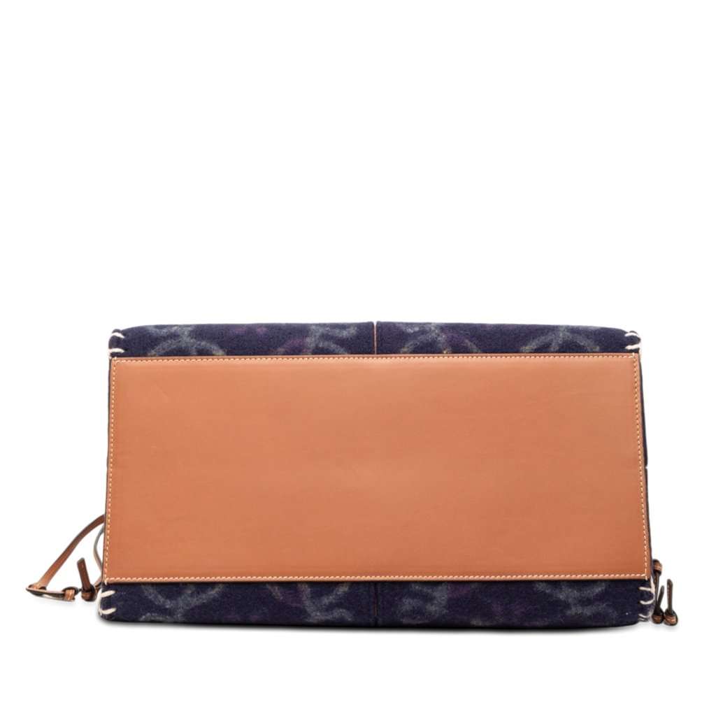Loewe Medium Anagram Felt Cushion Tote Blue Very good condition - Inside View