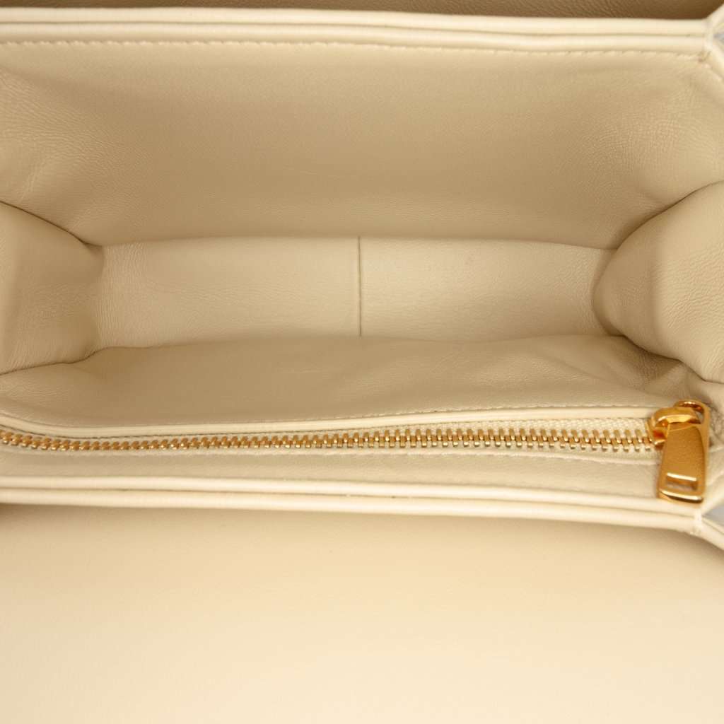 Celine Teen Shiny Calfskin Triomphe Crossbody Beige Leather Very good condition - Model View