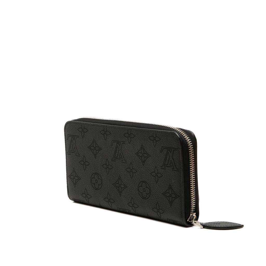 Louis Vuitton Monogram Mahina Zippy Wallet Black Leather Very good condition - Back View