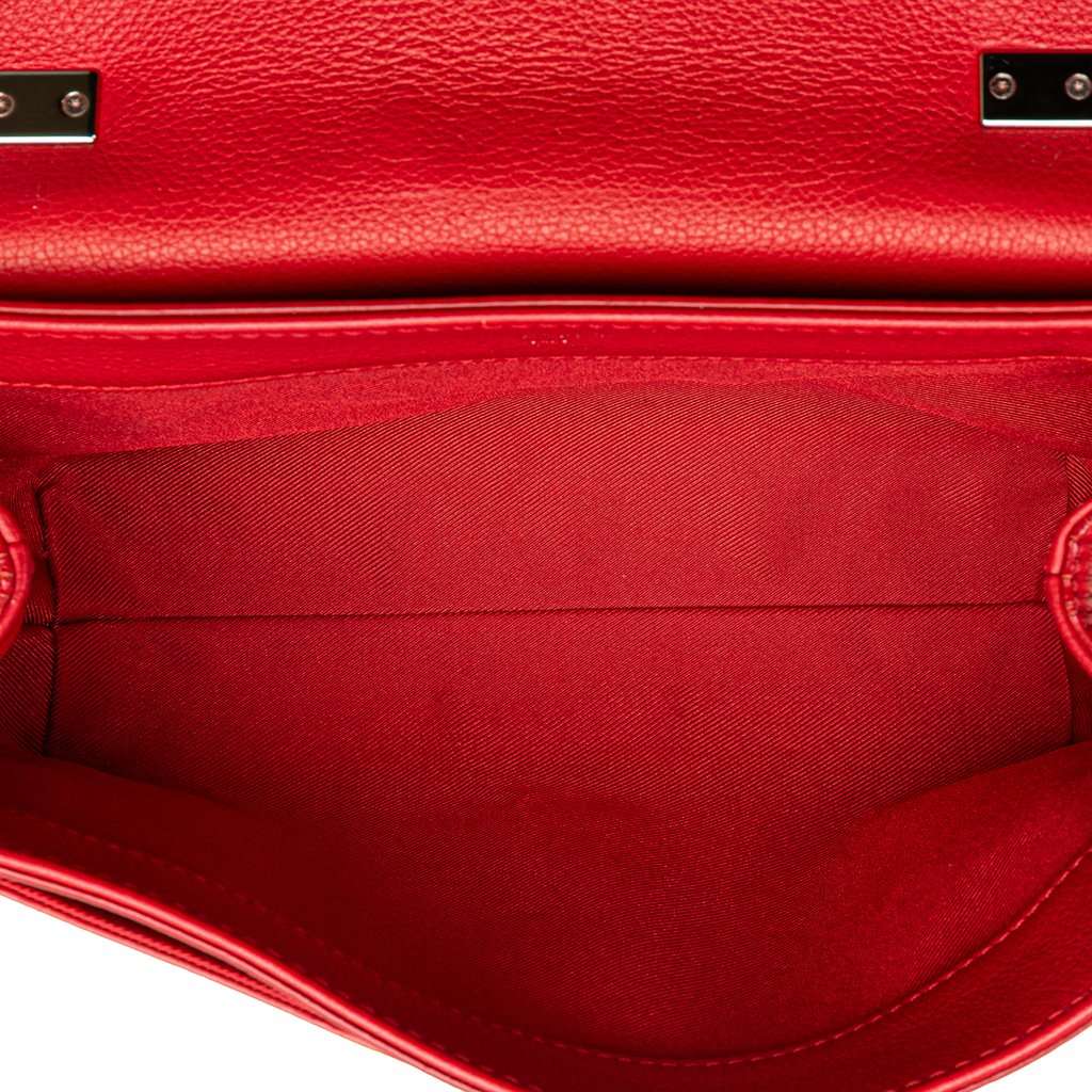 Louis Vuitton Leather Lockme II BB Red Leather Very good - Model View