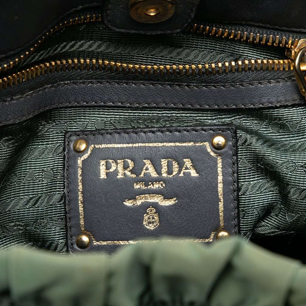 Prada Tessuto Gaufre Tote Green Very good - Box View