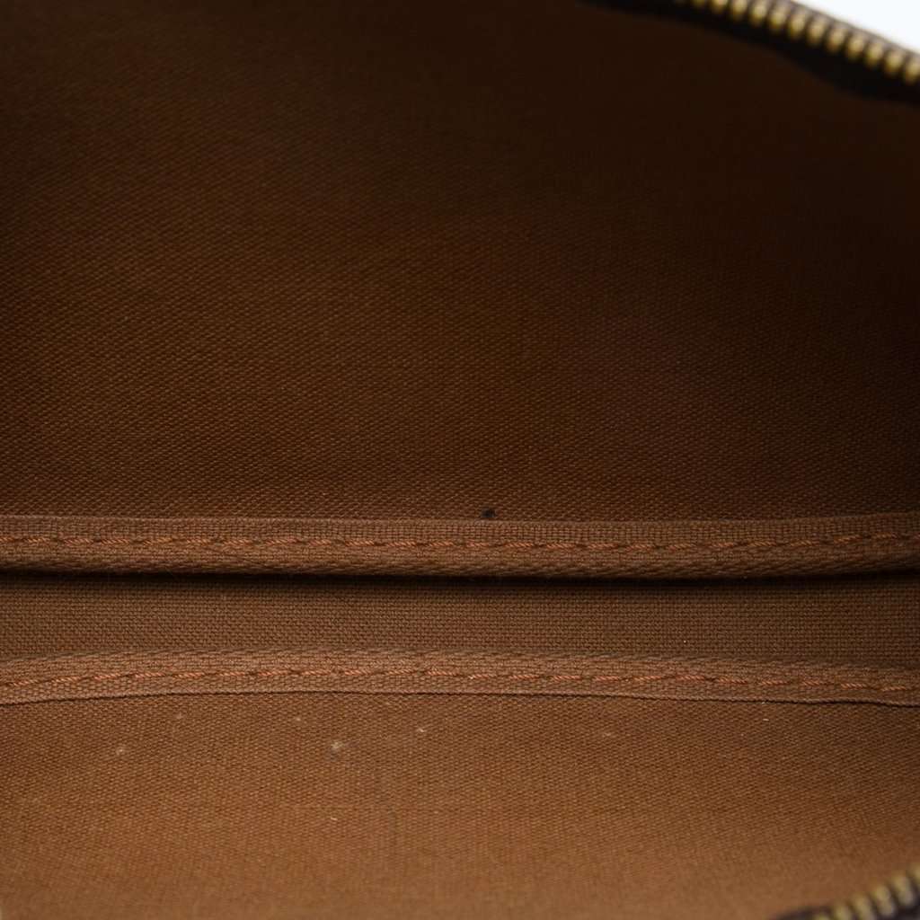 Louis Vuitton Monogram Pochette Accessoires Brown Very good - Model View