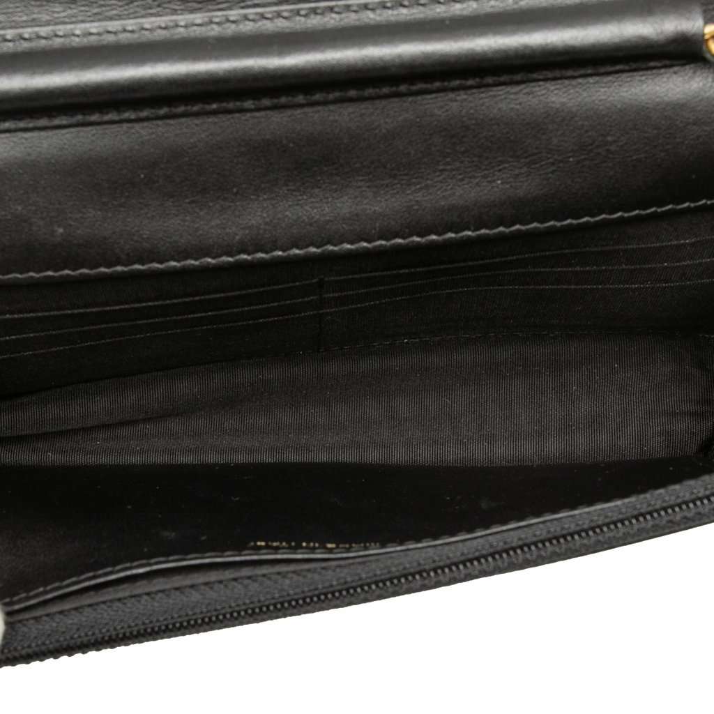 Chanel Quilted Caviar Boy Wallet on Chain Black Leather Very good condition - Model View
