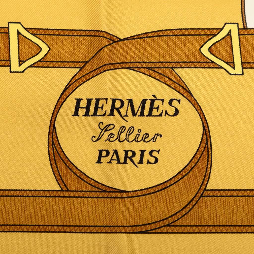 Hermès Eperon D Or Silk Scarf 90 Yellow Very good - Box View