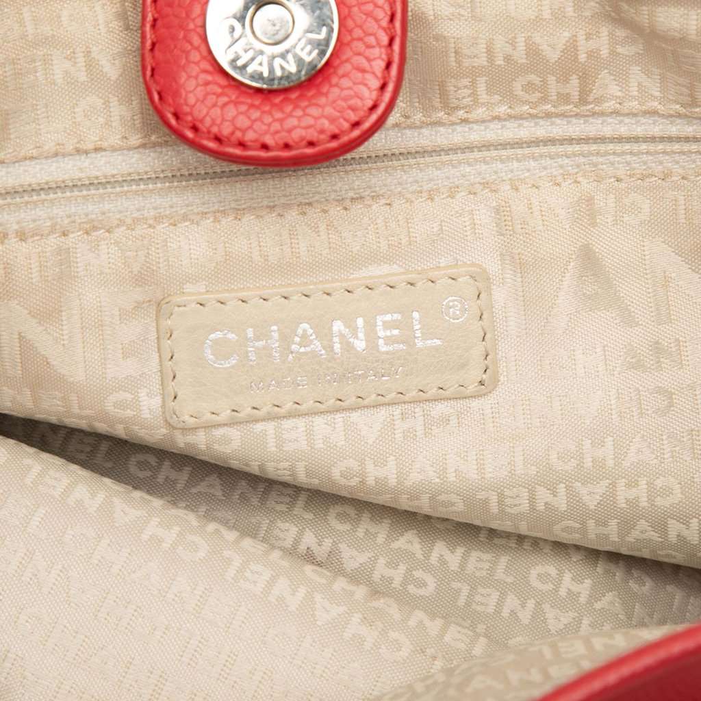 Chanel Woven Caviar CC Charm Tote Red Leather Very good - Box View