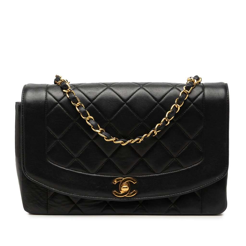 Chanel Medium Lambskin Diana Flap Black Leather Very good condition - Front View
