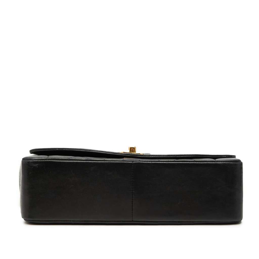 Chanel Medium Lambskin Diana Flap Black Leather Very good condition - Inside View