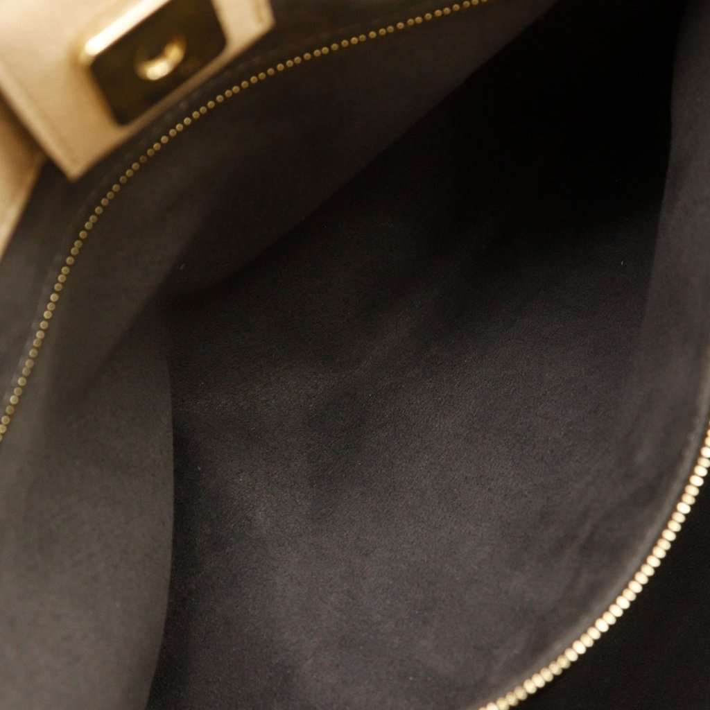 Fendi Small Leather Selleria FF Tote Beige Leather Very good condition - Model View