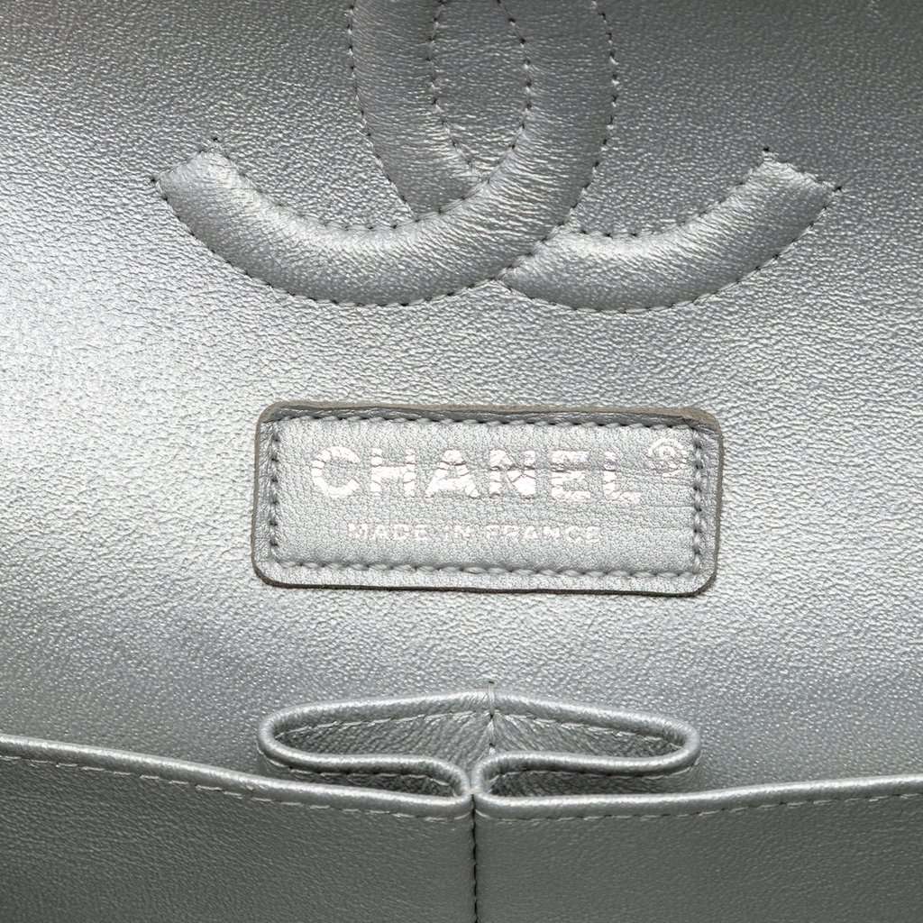 Chanel Medium Classic Quilted Tweed and Metallic Lambskin Double Flap Black Good condition - Box View