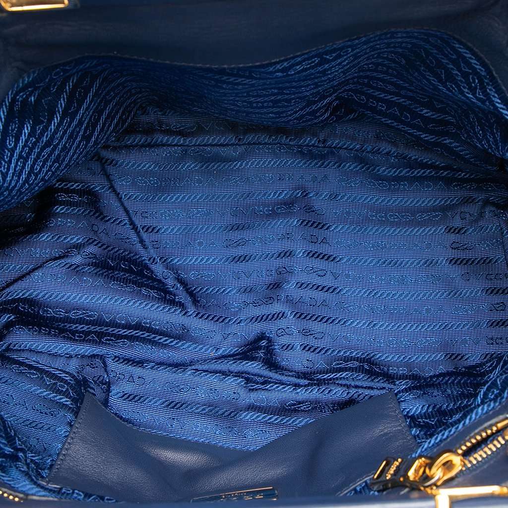 Prada Tessuto Gaufre Frame Satchel Blue Very good - Model View