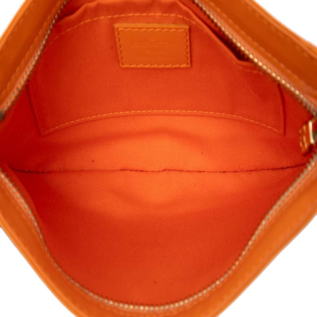 Louis Vuitton Epi Sarvanga Orange Leather Very good - Model View
