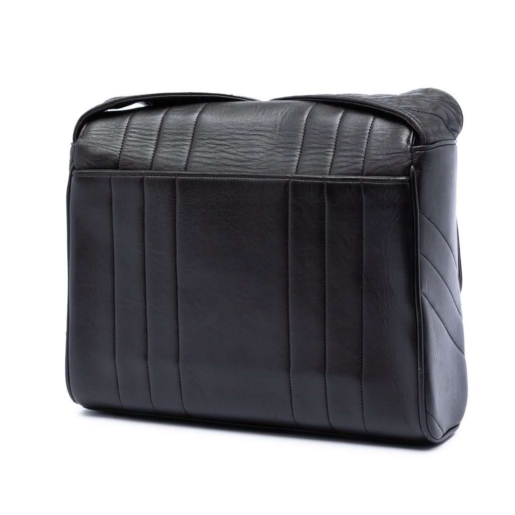 Chanel CC Vertical Quilt Lambskin Flap Black Leather Very good condition - Back View