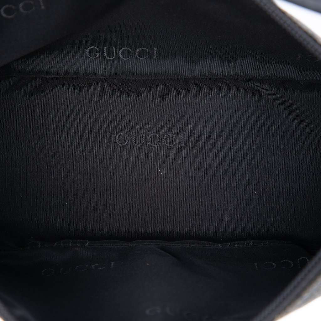 Gucci GG Canvas Boat Black Very good - Model View