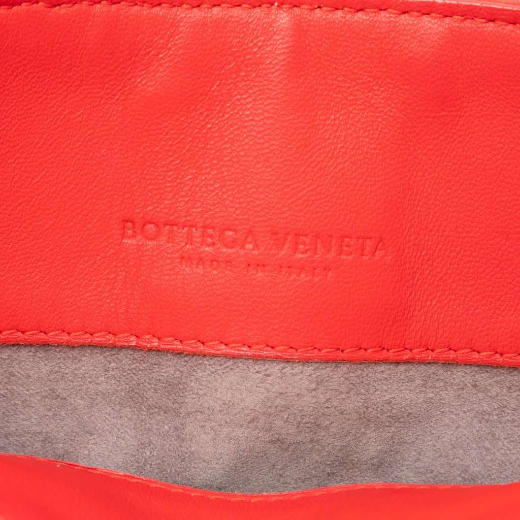 Bottega Veneta Small Nappa Intrecciato Olimpia Shoulder Bag Red Leather Very good condition - Box View