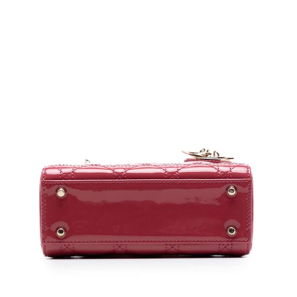 Dior Mini Patent Cannage Lady Dior Red Leather Very good condition - Inside View