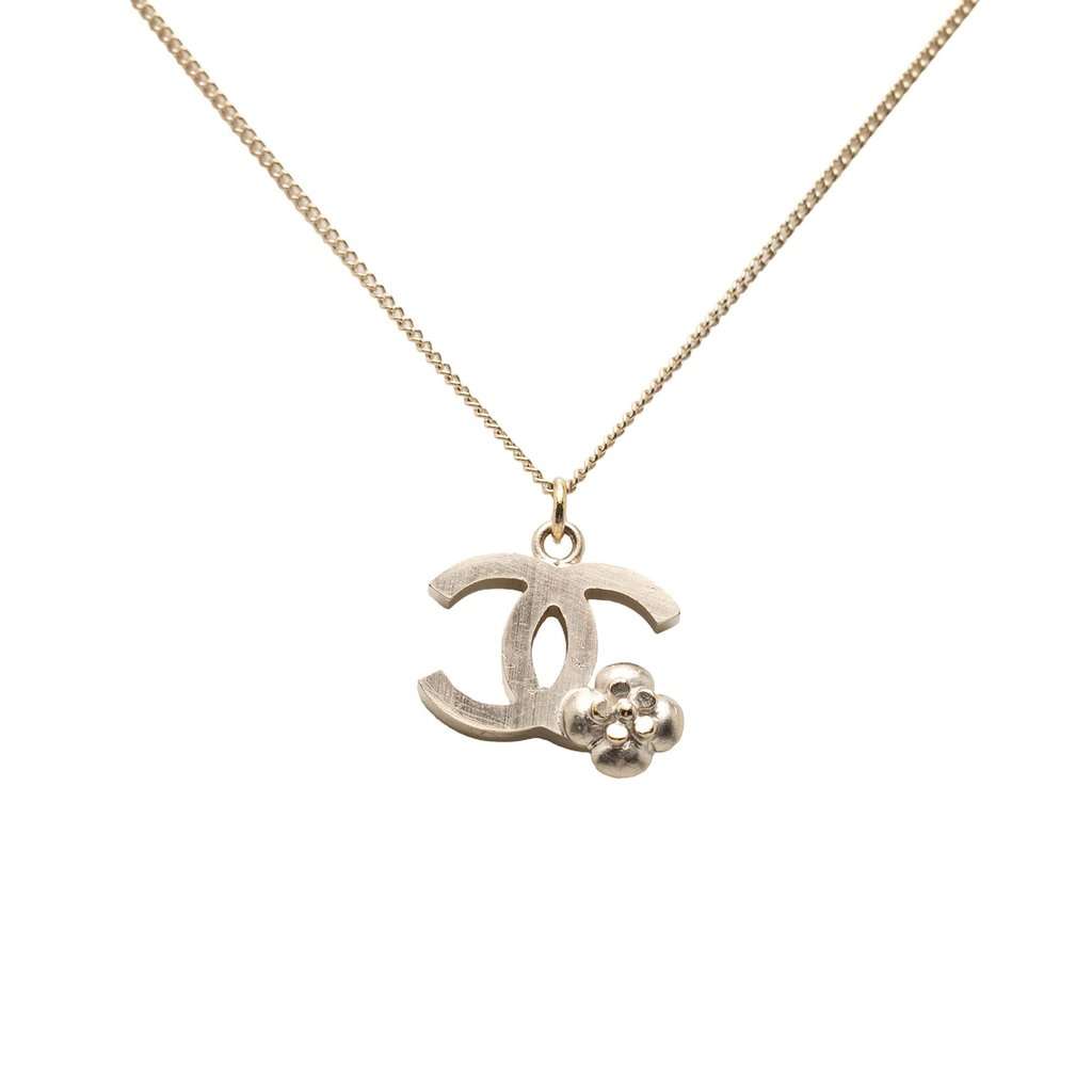 Chanel CC Gold Plated Camellia Pendant Necklace Gold Metal Very good condition - Back View