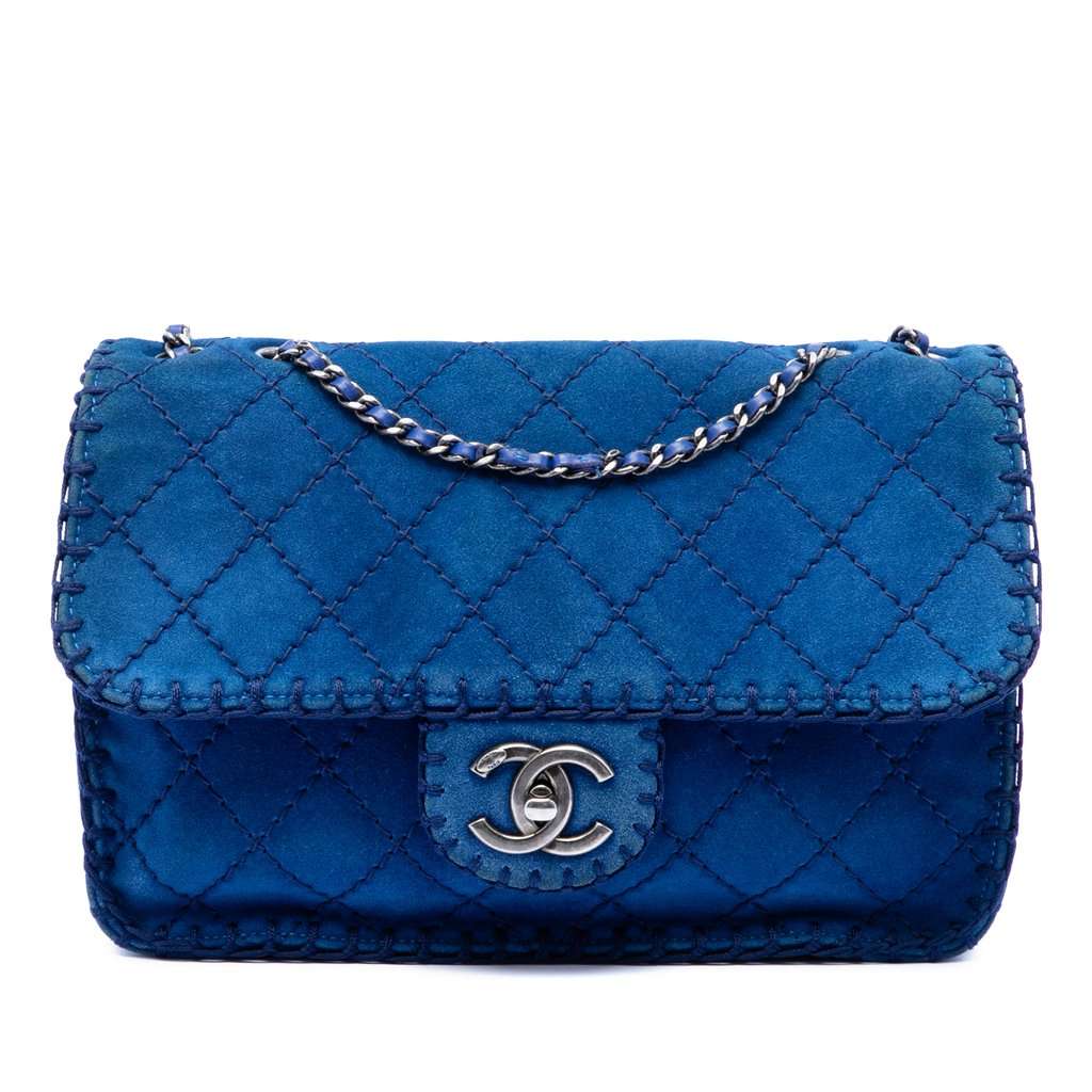 Chanel Medium CC Quilted Suede Whipstitch Single Flap Blue Leather Very good condition - Front View