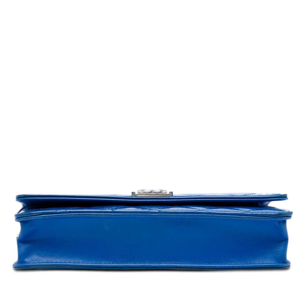 Chanel Quilted Patent Boy Wallet on Chain Blue Leather Very good condition - Inside View