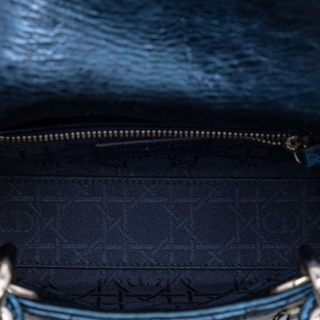 Dior Mini Metallic Calfskin Cannage Lady Dior Blue Leather Very good condition - Model View
