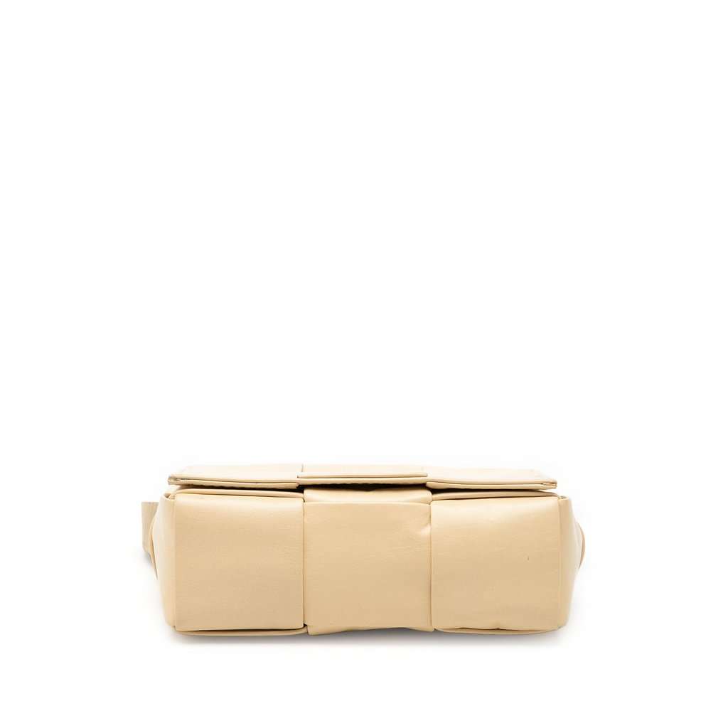 Bottega Veneta Extra Mini Nappa Intrecciato Cassette Crossbody Beige Leather Very good condition - Inside View