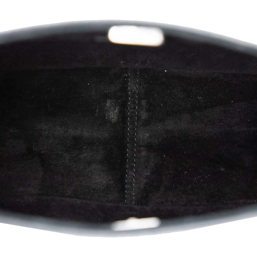 Gucci Calfskin Bamboo Handbag Black Leather Very good condition - Model View