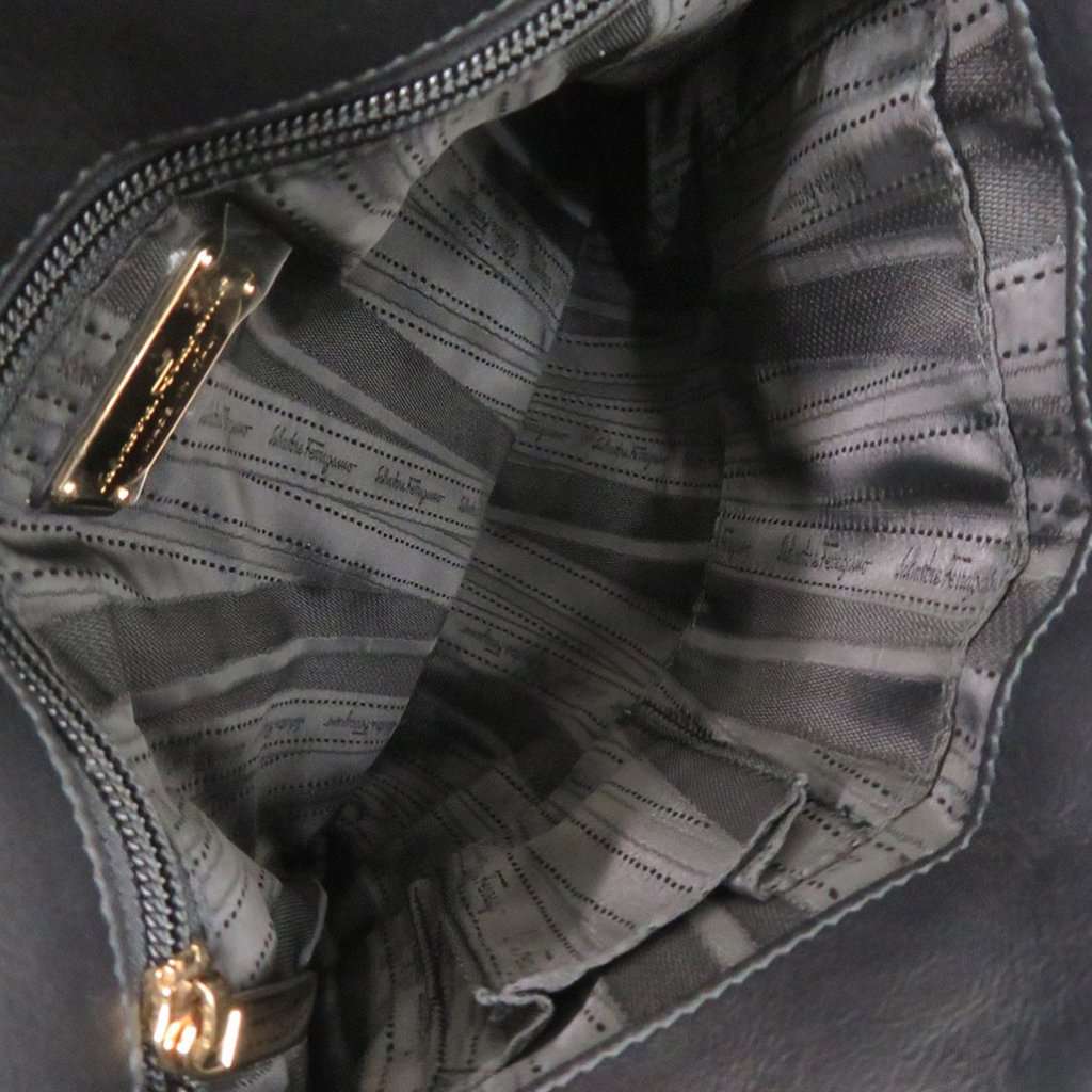 Salvatore Ferragamo Leather Gancini Crossbody Black Leather Very good condition - Model View