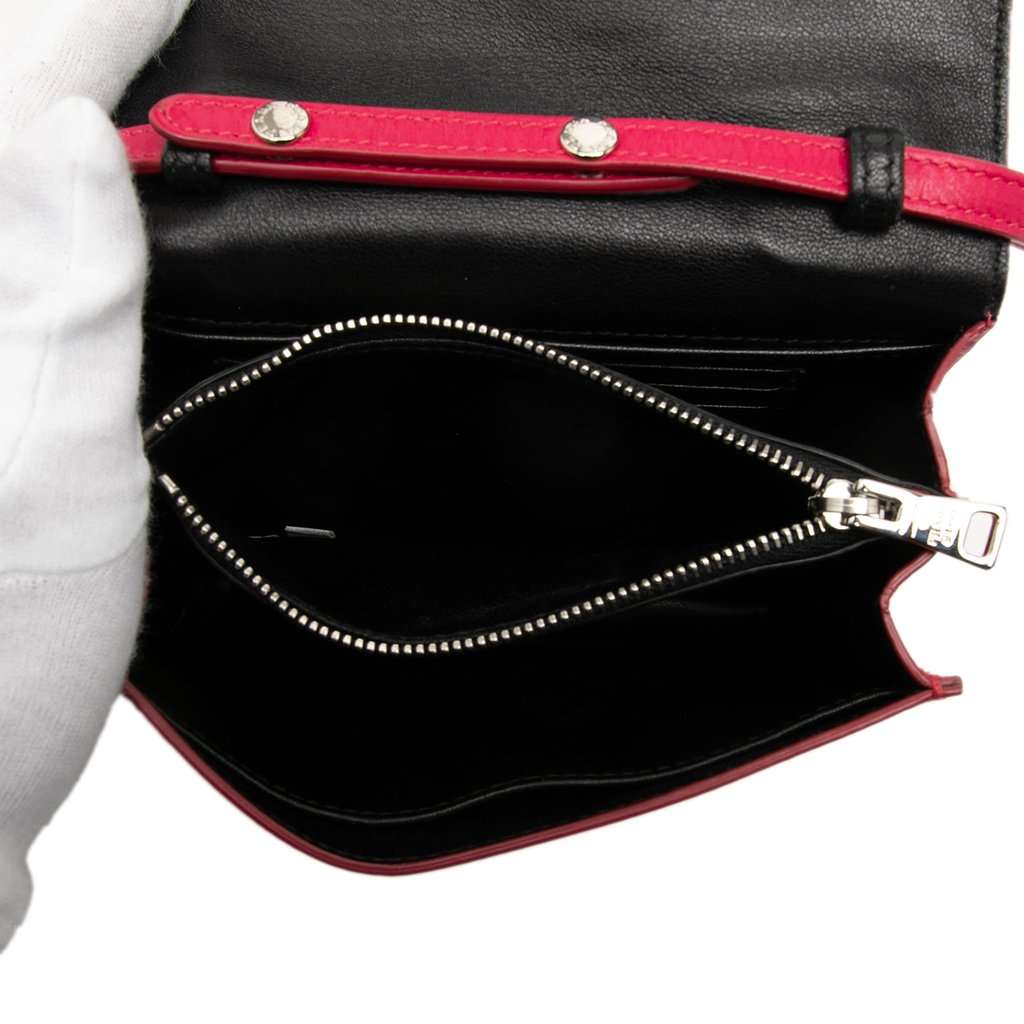 Prada Box Calf Crossbody Pink Leather Very good - Model View