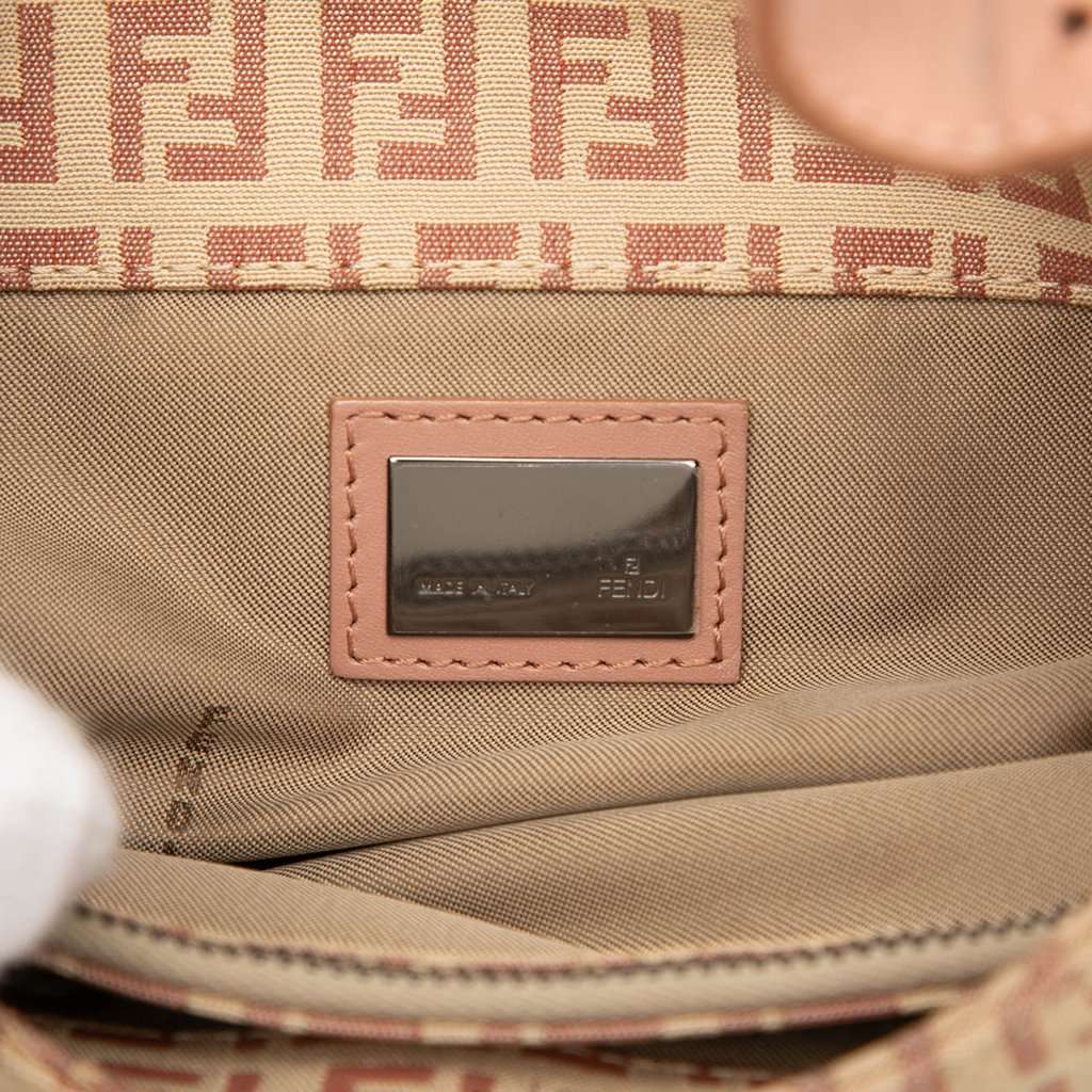 Fendi Zucchino Canvas Shoulder Bag Beige Very good condition - Box View