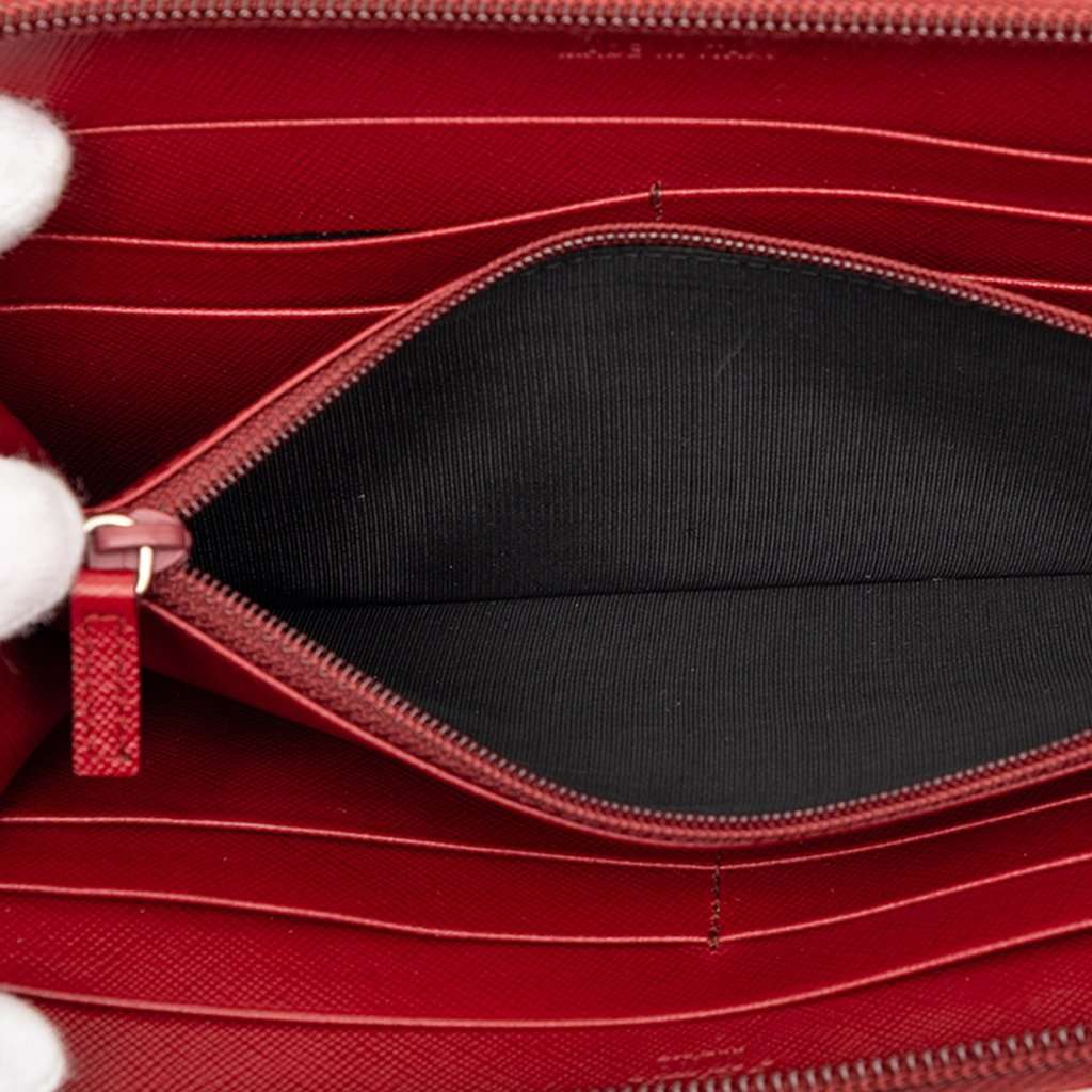 Prada Tessuto Zip Around Wallet Red Very good condition - Model View
