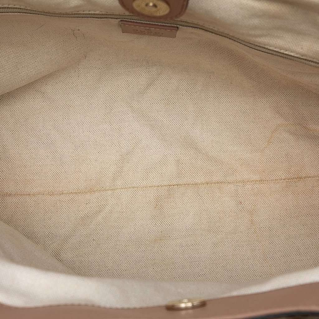 Gucci Medium Diamante Canvas Sukey Tote Beige Very good condition - Model View