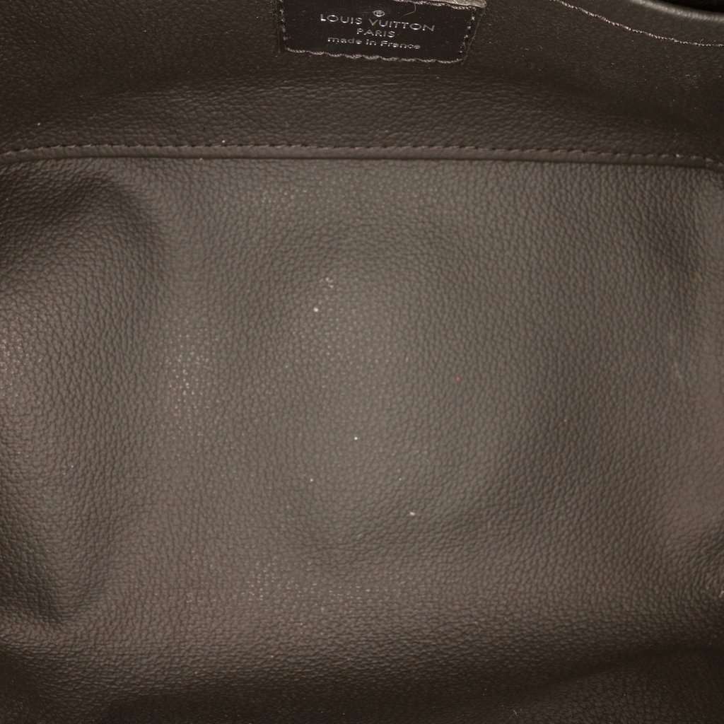 Louis Vuitton Monogram Eclipse Locker Dopp Kit Clutch Black Very good condition - Model View