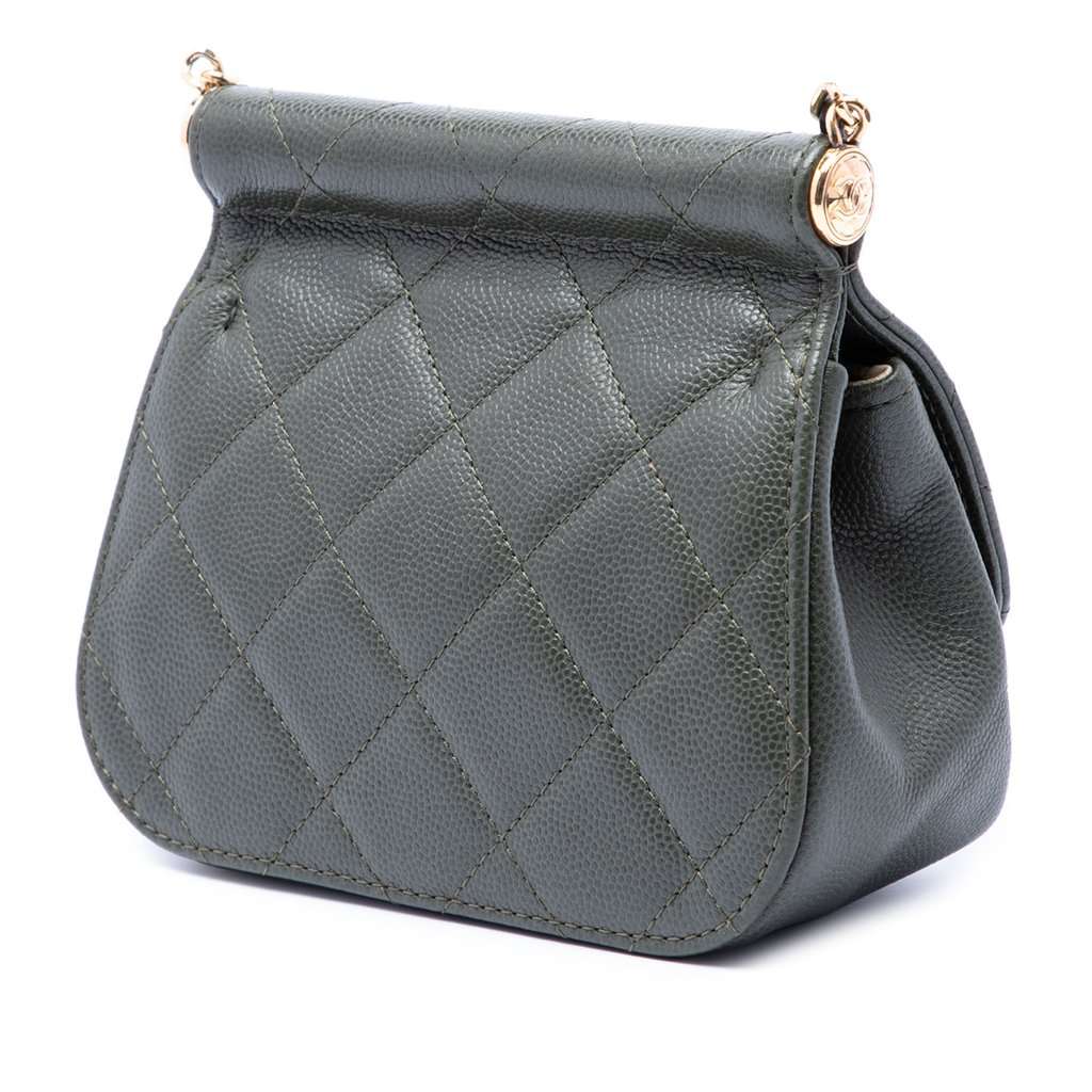 Chanel Small CC Quilted Caviar Bar Flap Clutch With Chain Green Leather Very good condition - Back View