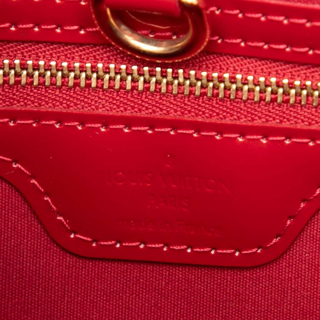 Louis Vuitton Monogram Vernis Wilshire PM Red Leather Very good condition - Box View