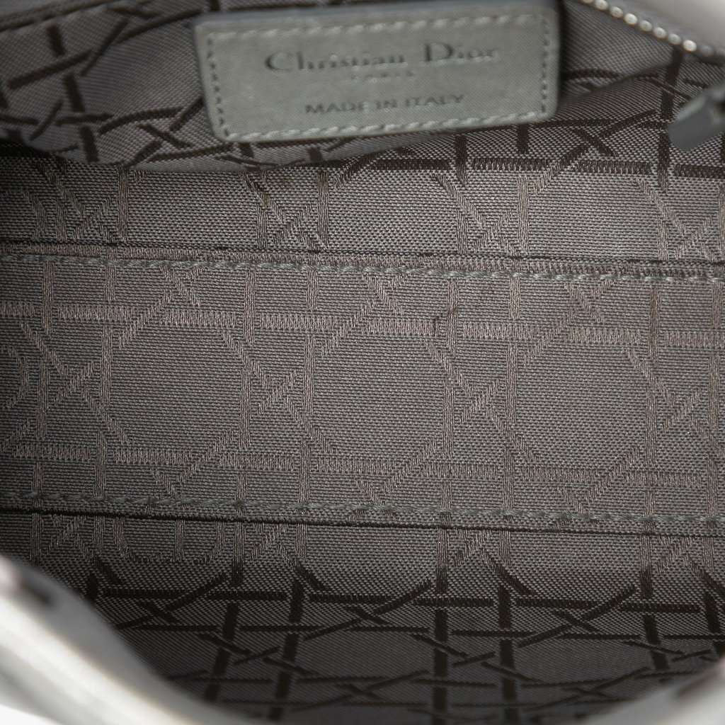 Dior Mini Iridescent Lambskin Cannage Lady Dior Silver Leather Very good condition - Model View