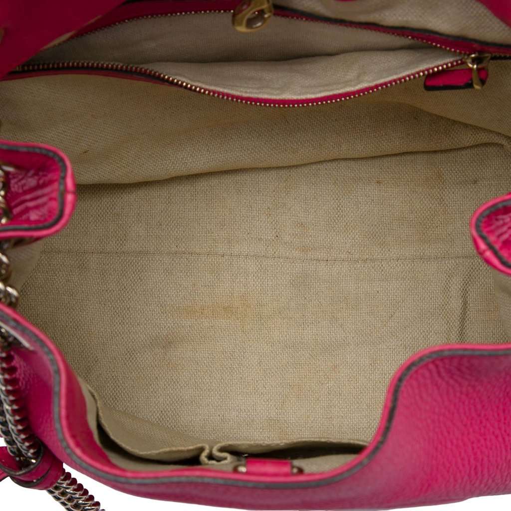 Gucci Medium Calfskin Soho Chain Tote Pink Leather Very good - Model View
