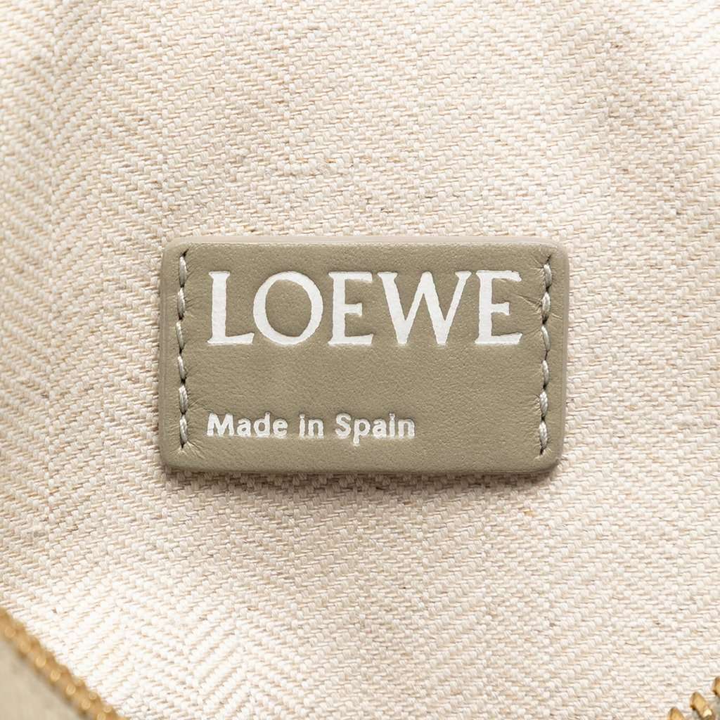 Loewe Large Linen Embossed Calfskin Anagram T Pouch Beige Leather Very good condition - Box View