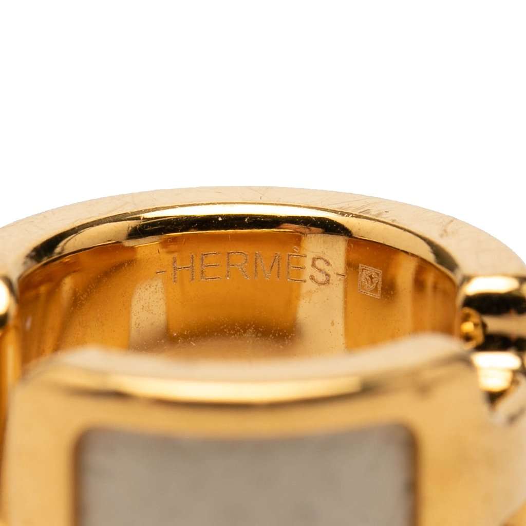 Hermès Gold Plated and Epsom Olympe Ear Cuff Gold Metal Very good condition - Model View