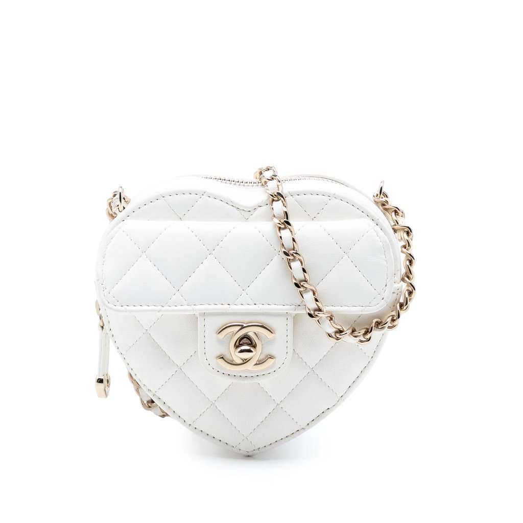 Chanel Mini Lambskin CC in Love Heart Crossbody White Leather Very good condition - Front View