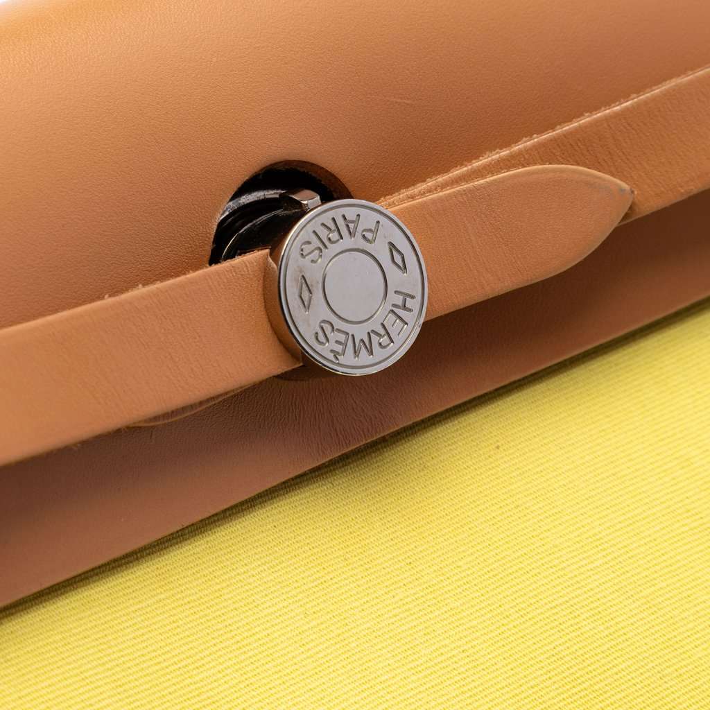 Hermès Toile Herbag Zip 31 Yellow Very good condition - Box View