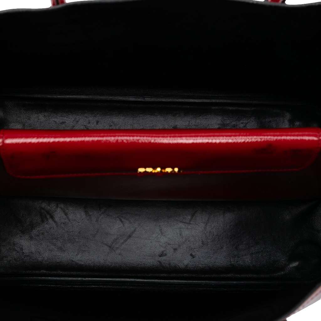 Prada Medium Saffiano Vernice Double Satchel Red Leather Very good - Model View