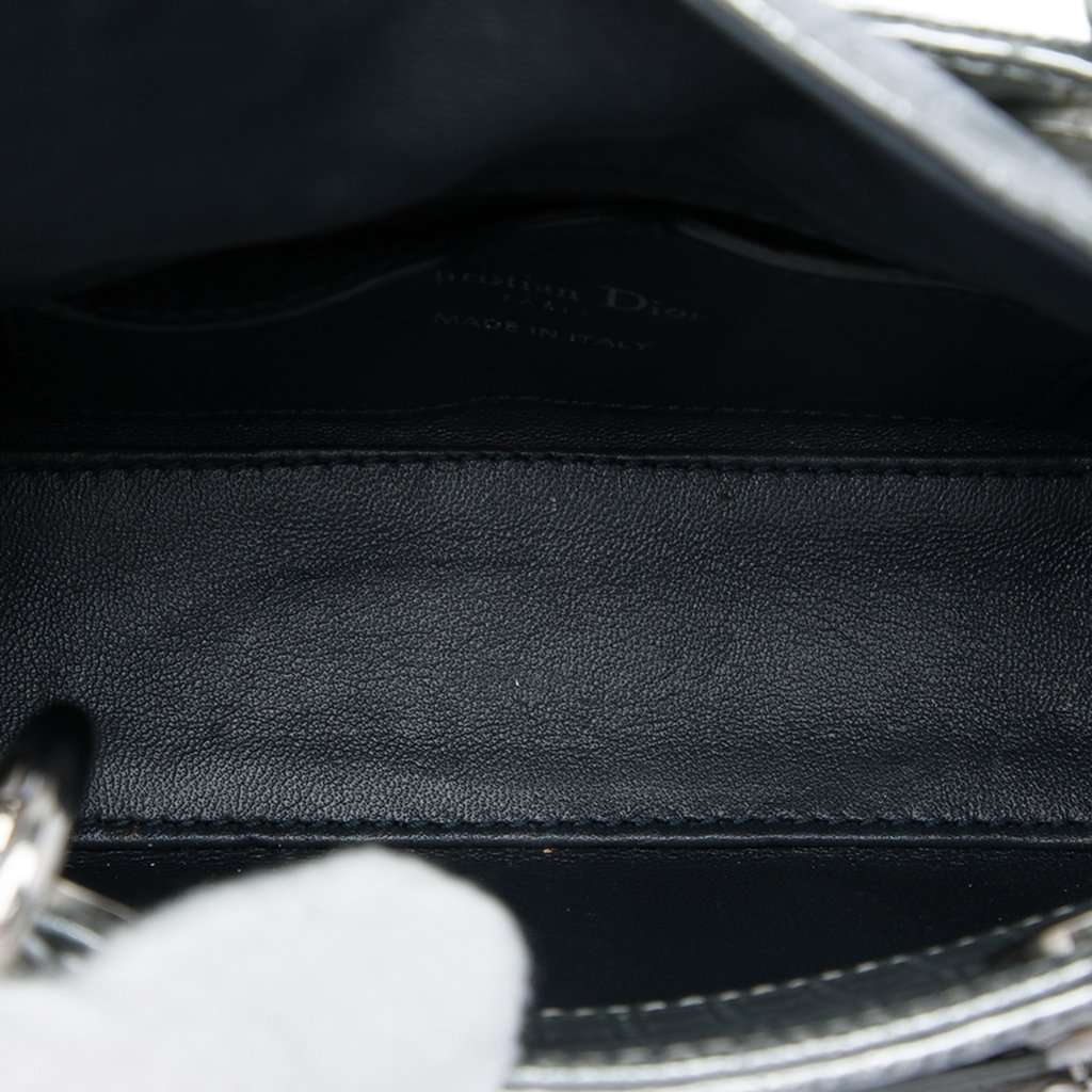 Dior Micro Metallic Patent Microcannage Lady Dior Silver Leather Very good - Model View