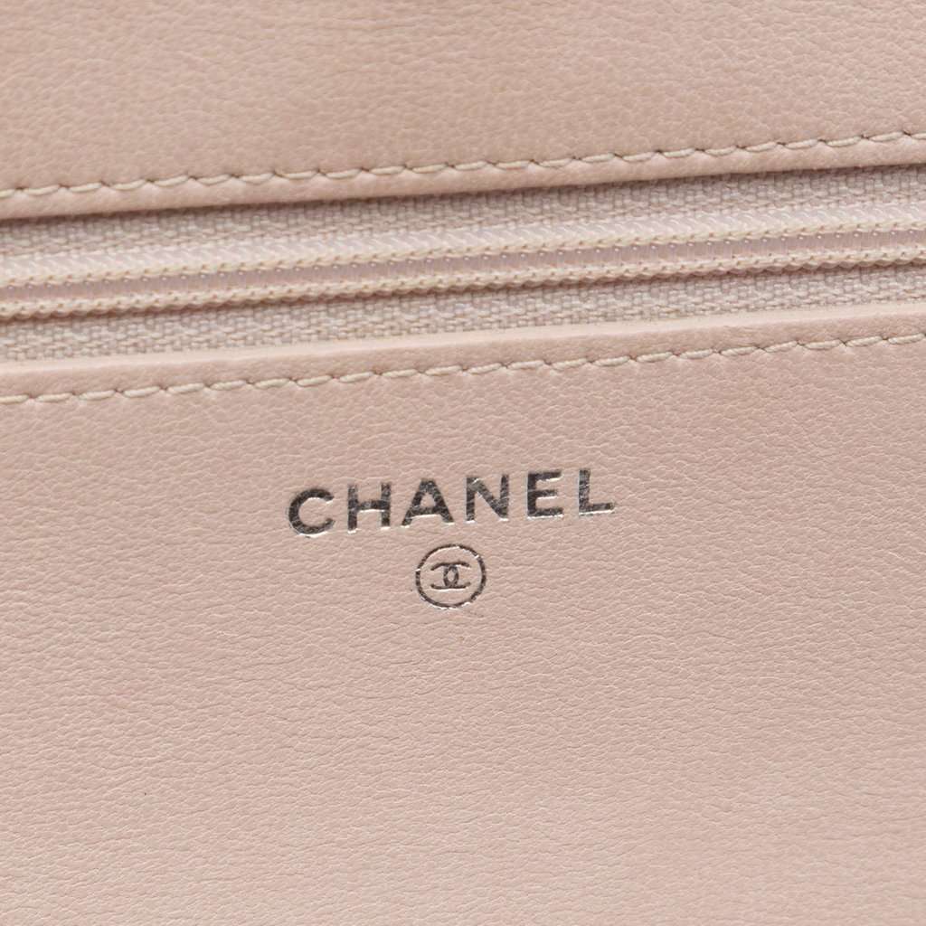 Chanel CC Quilted Lambskin Diamond Wallet On Chain Beige Leather Very good condition - Box View