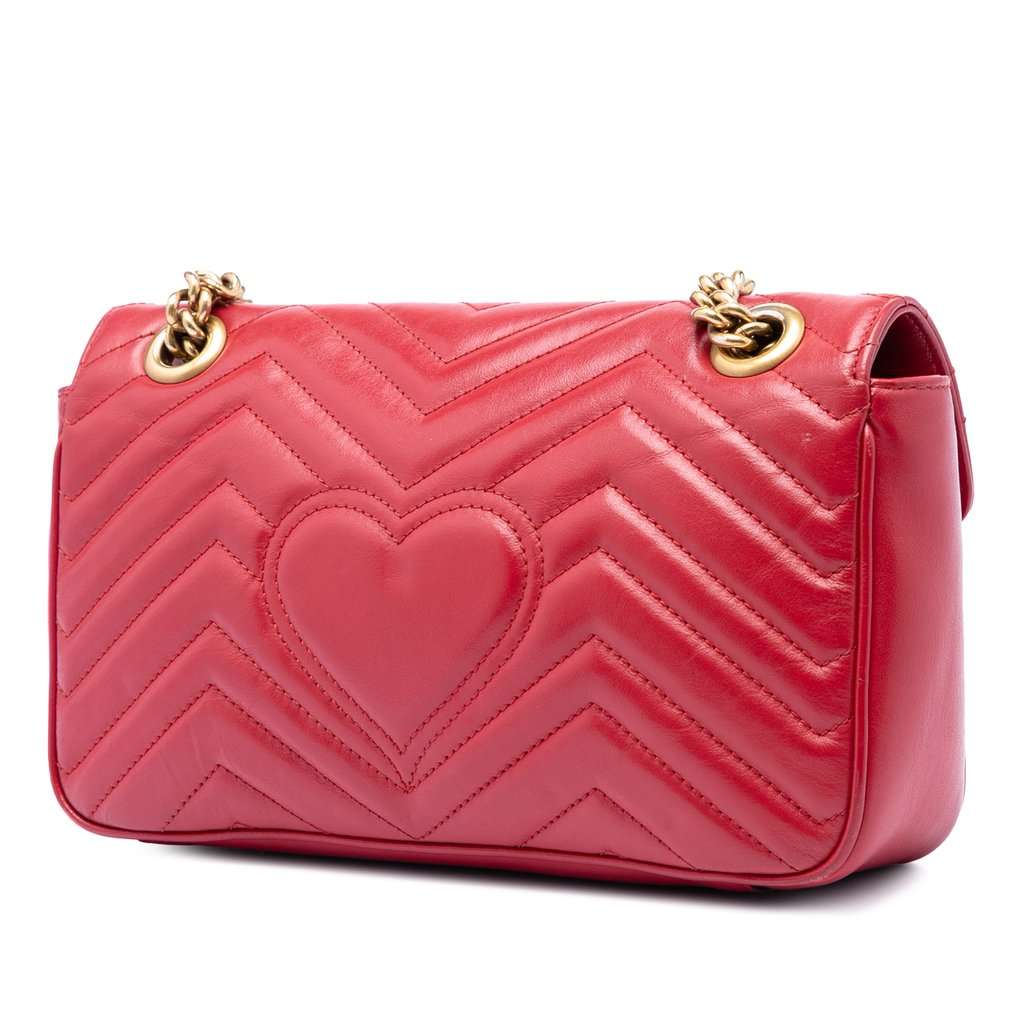 Gucci Medium GG Marmont Matelasse Leather Shoulder Bag Red Leather Very good condition - Back View