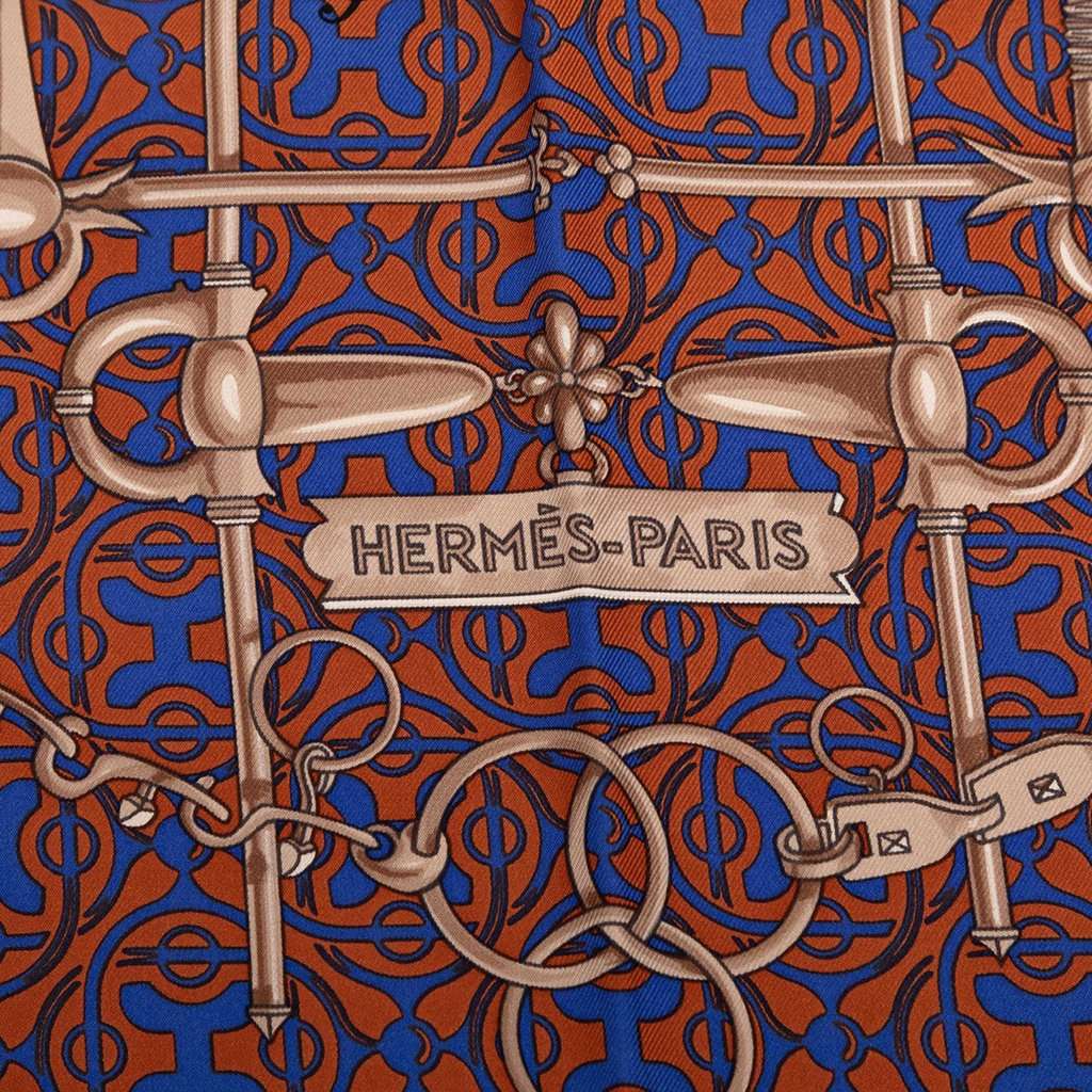 Hermès Mors et Gourmettes Silk Scarf 90 Purple Very good condition - Inside View