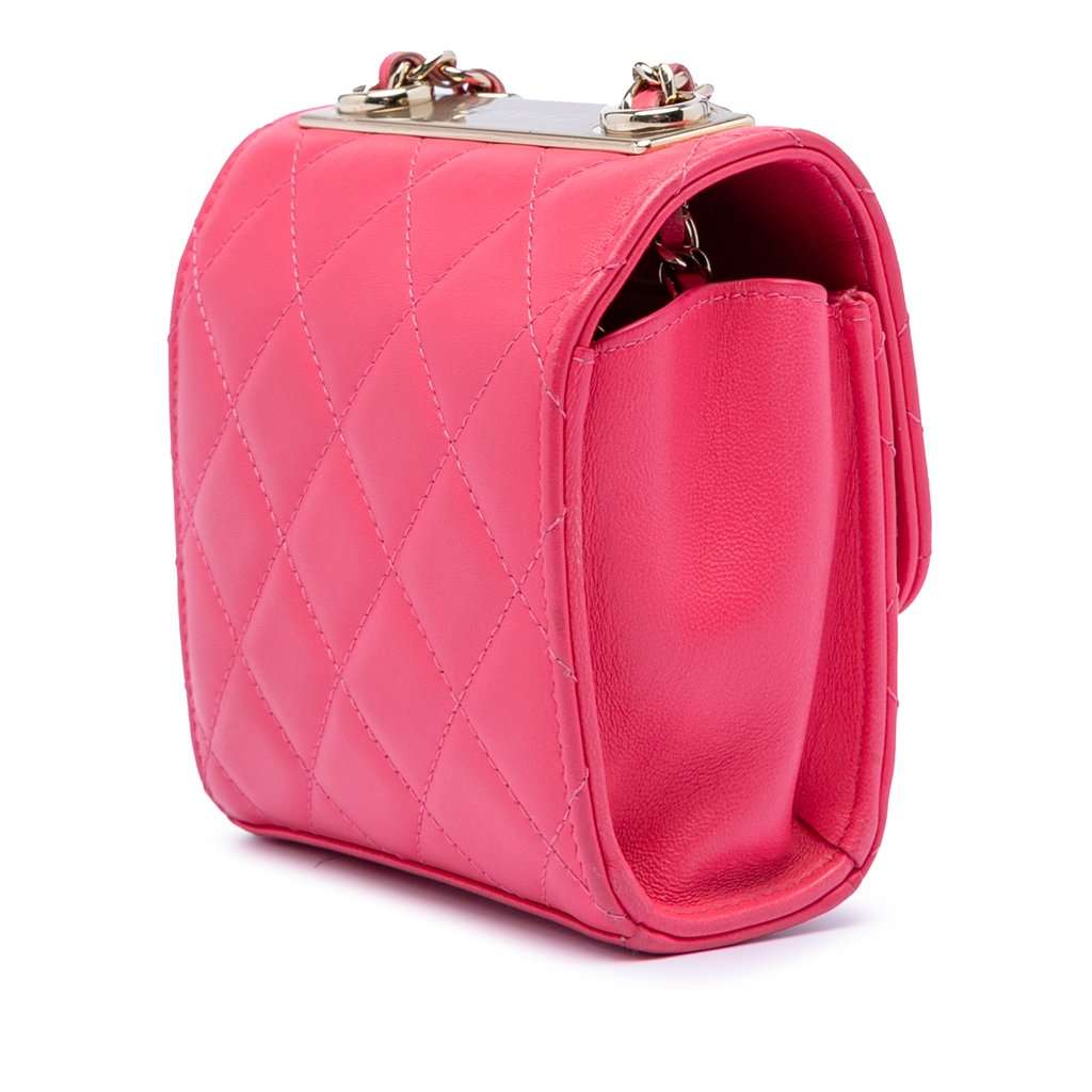 Chanel Mini Quilted Lambskin Trendy CC Clutch With Chain Pink Leather Very good condition - Back View